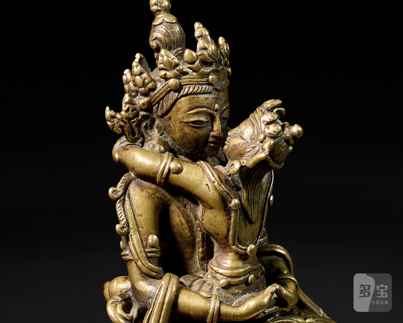 STATUE D'AMITAYUS ET SA PARÈDRE EN ALLIAGE DE CUIVRE DORÉ  TIBET, XVE SIÈCLE - 图5